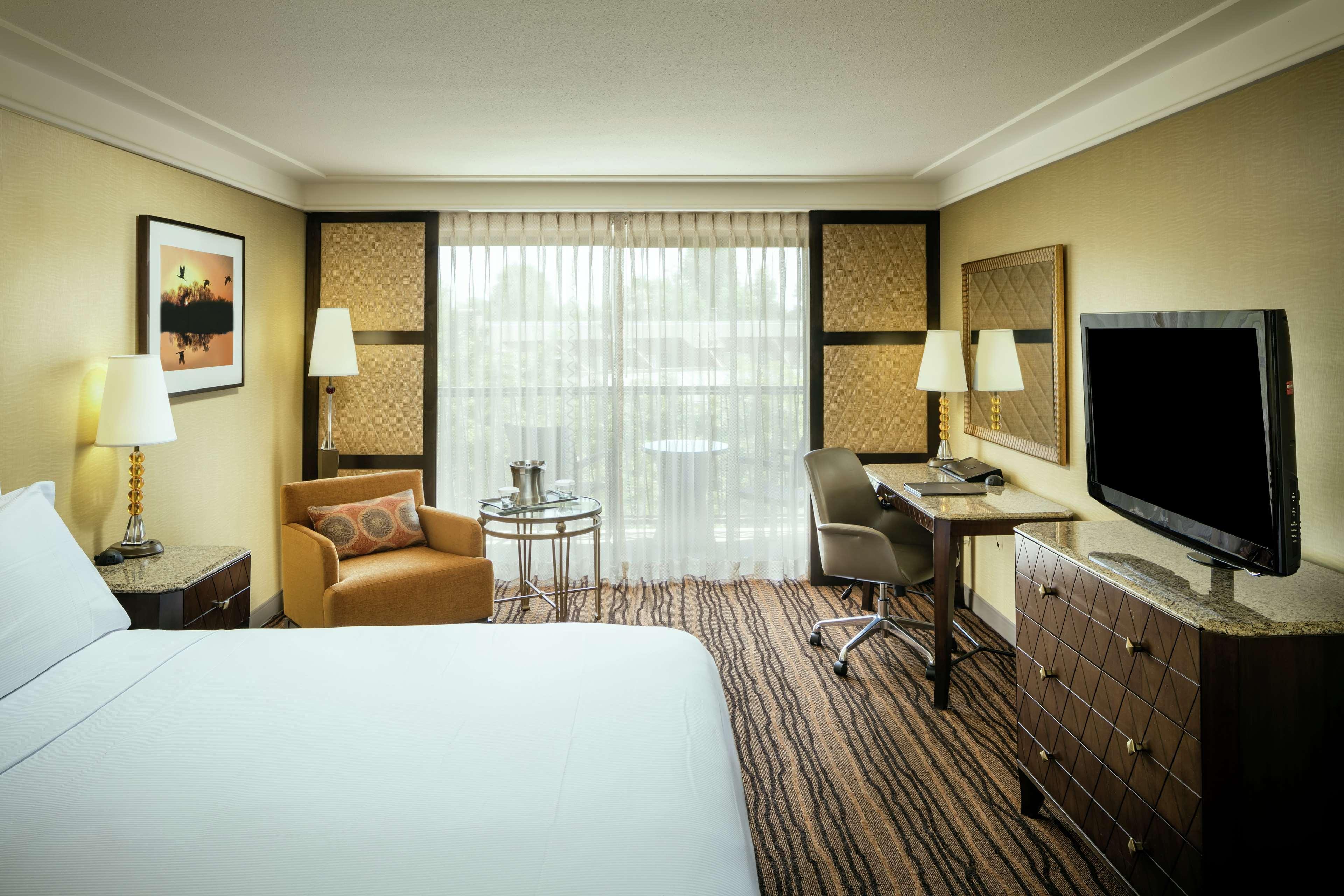 Hilton Stockton Hotel Exterior photo