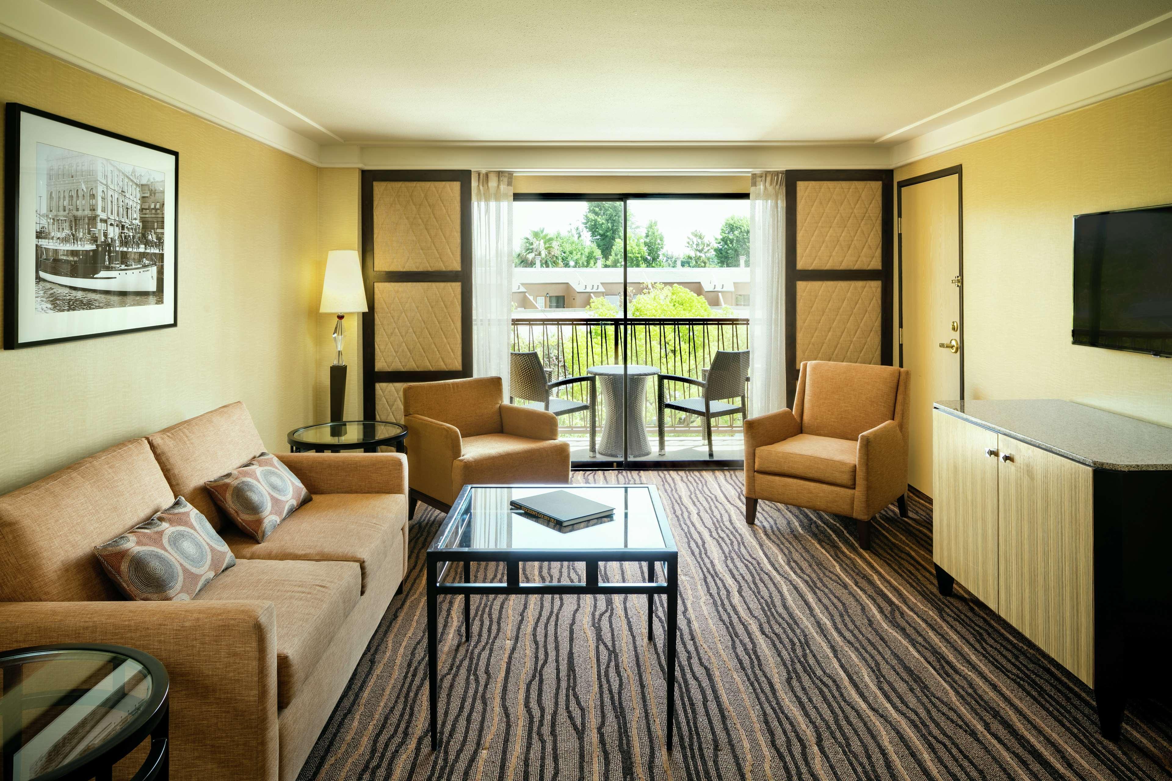 Hilton Stockton Hotel Exterior photo