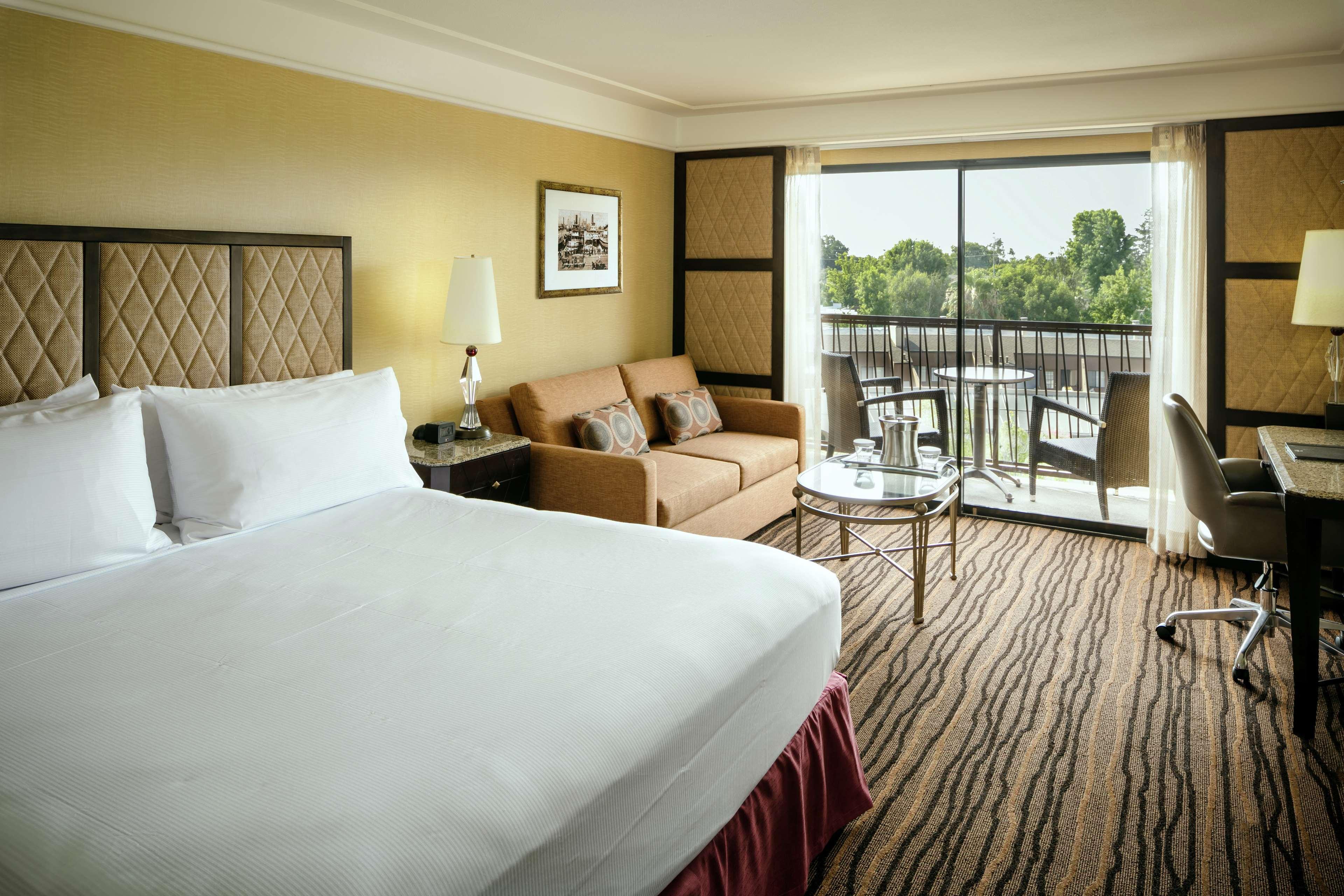 Hilton Stockton Hotel Exterior photo
