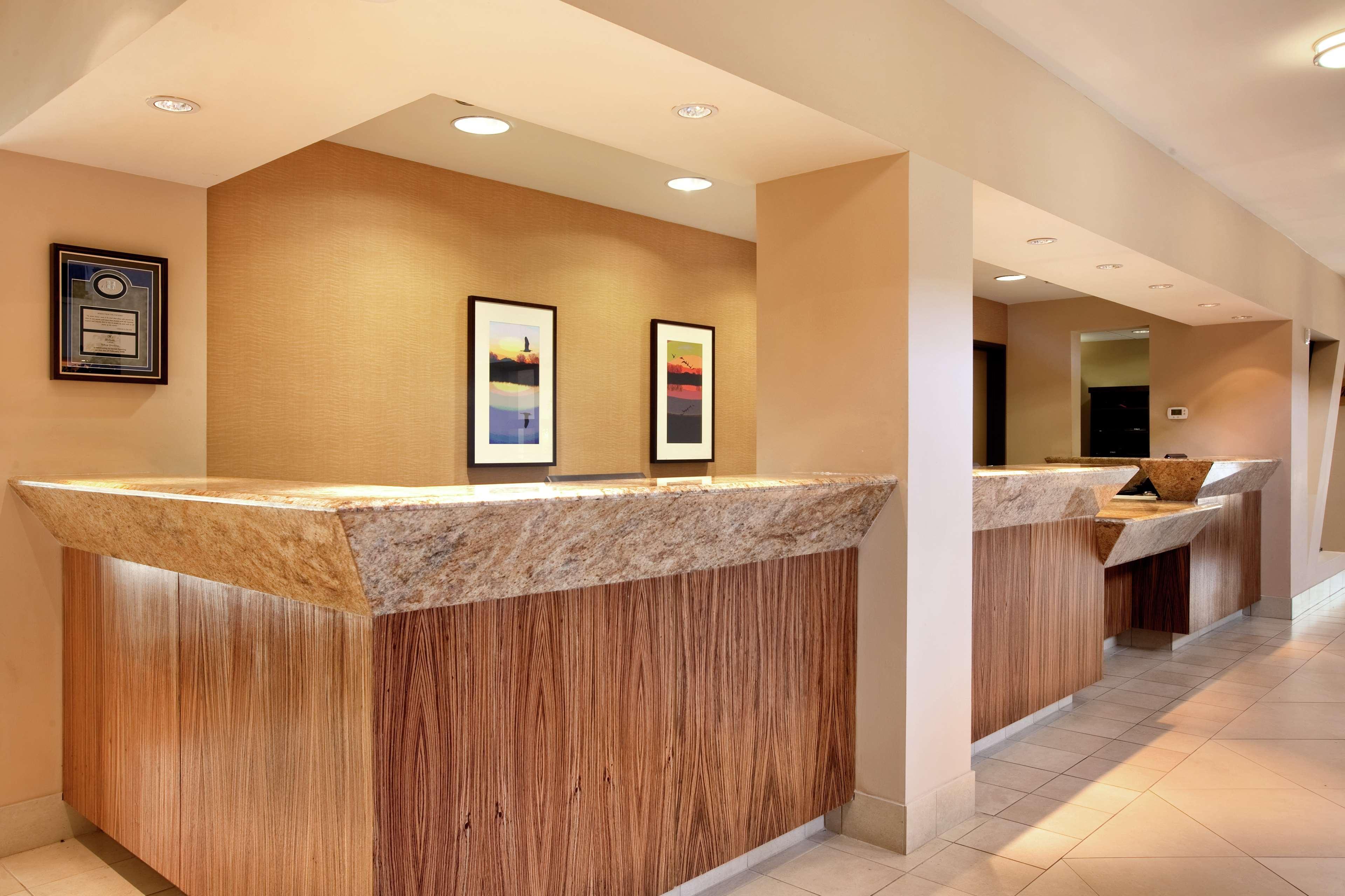Hilton Stockton Hotel Exterior photo