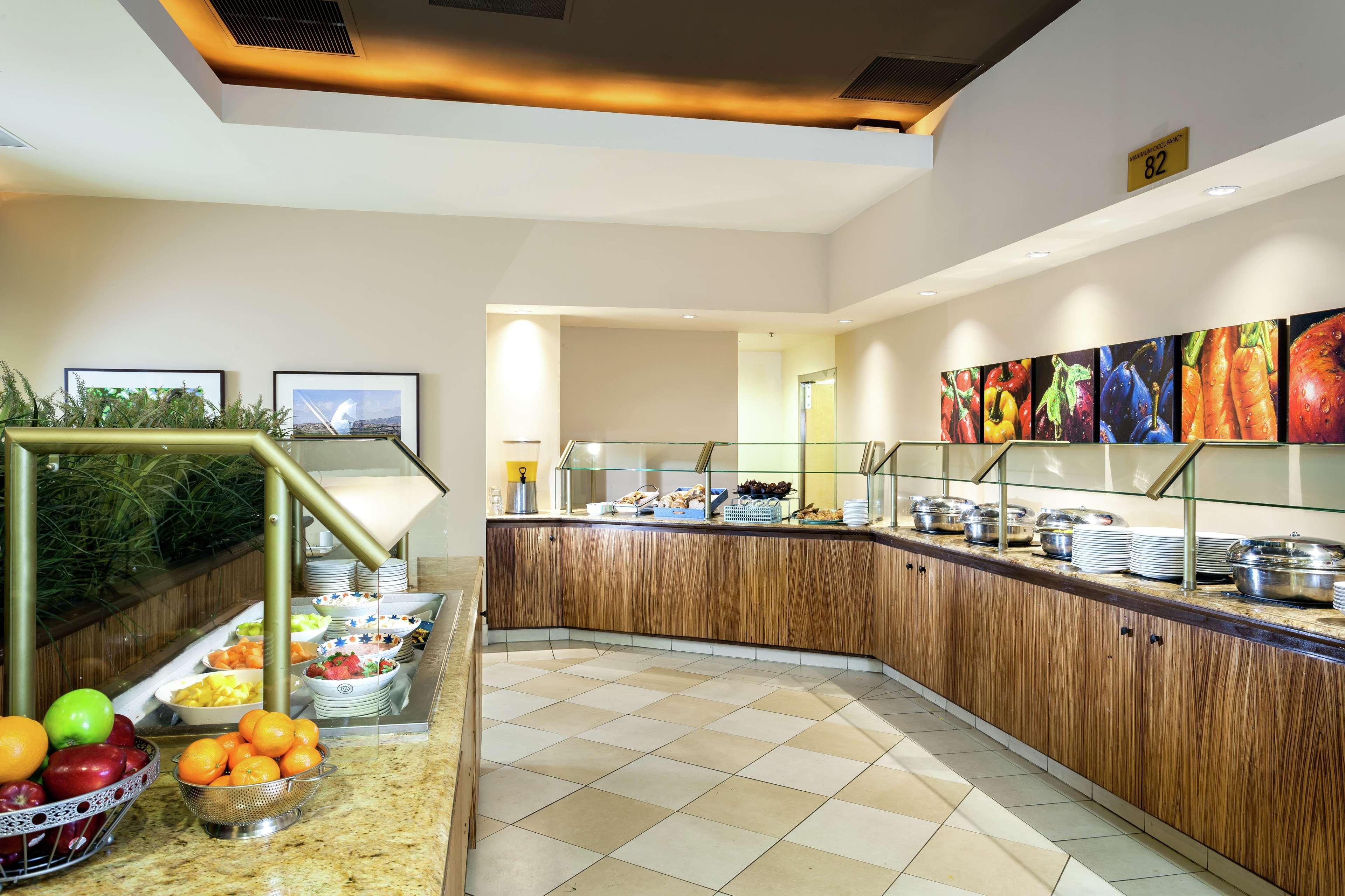 Hilton Stockton Hotel Exterior photo