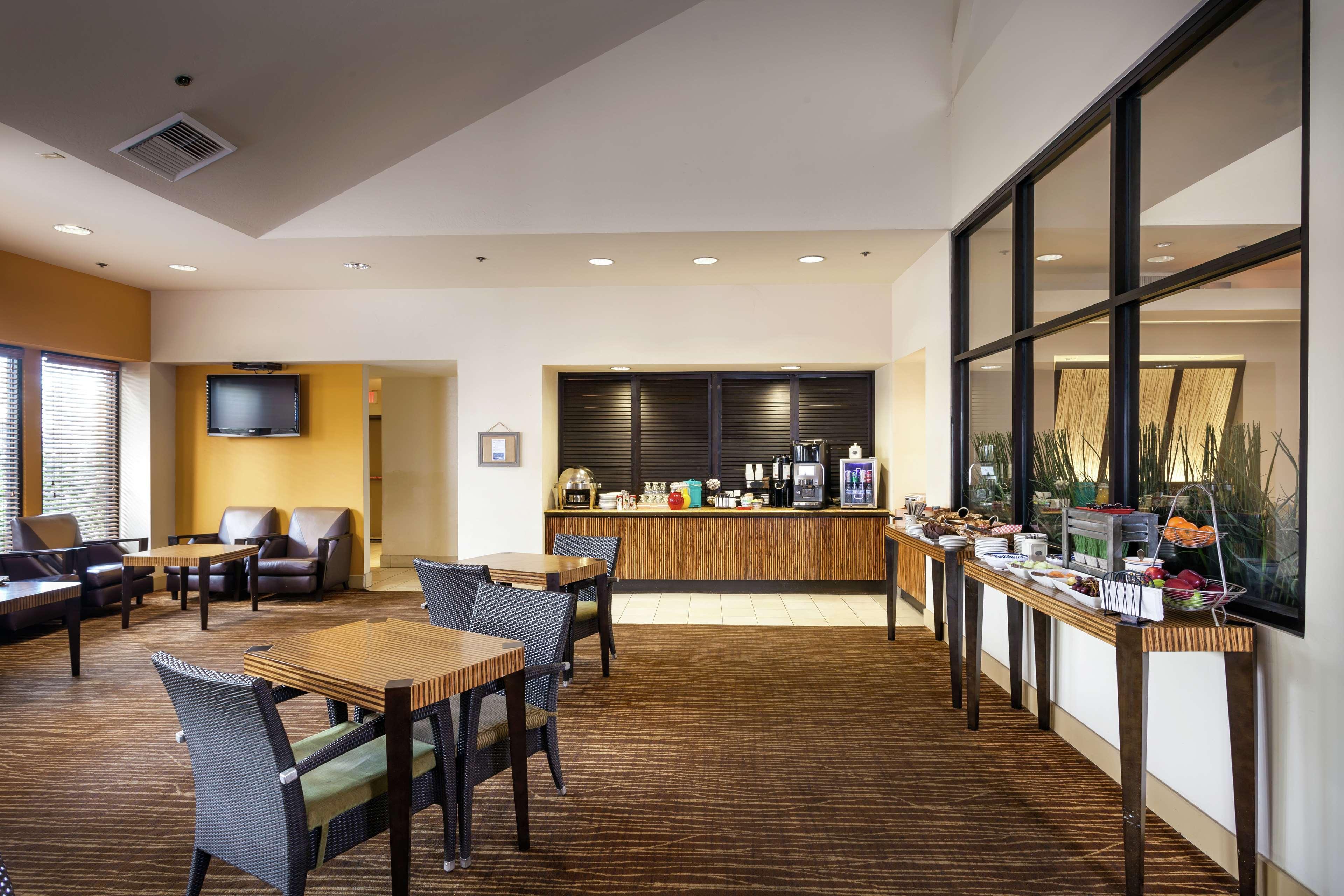 Hilton Stockton Hotel Exterior photo