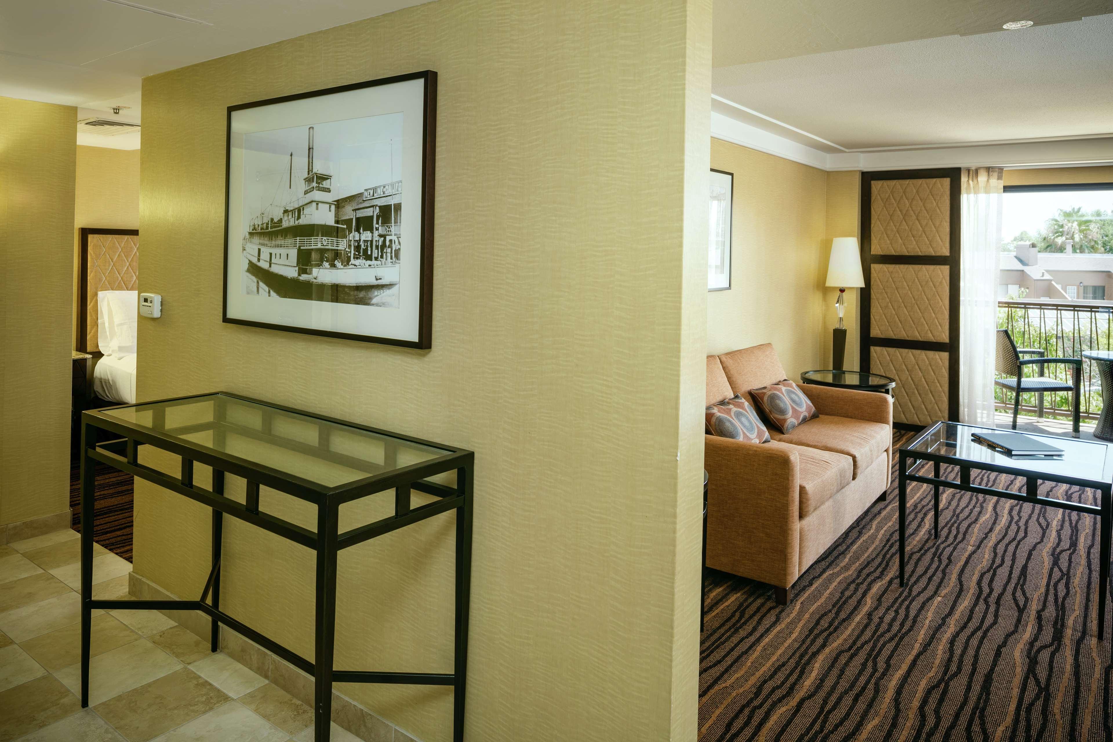 Hilton Stockton Hotel Exterior photo